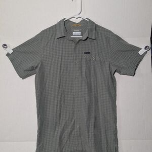 Columbia Gray Casual Button Down Shirt